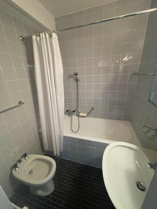 2 Pieces Crans-Montana